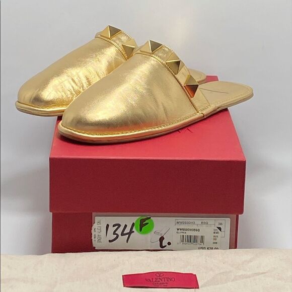 Valentino Garavani Roman Stud Metallic Leather Slippers - Picture 11 of 12